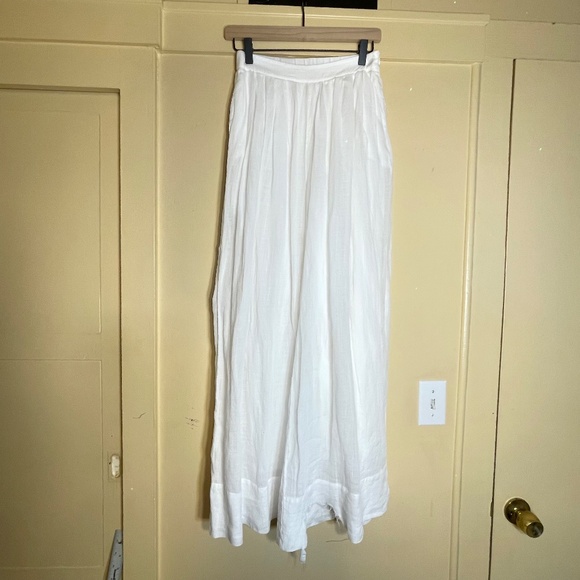 DISSH Pants - DISSH White Wide-Leg Pants